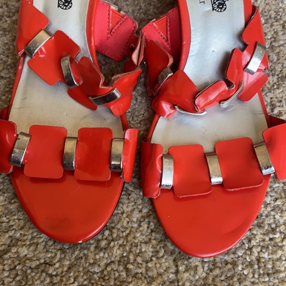 Coach and Four red shoes size 7M - Picture 3 of 9